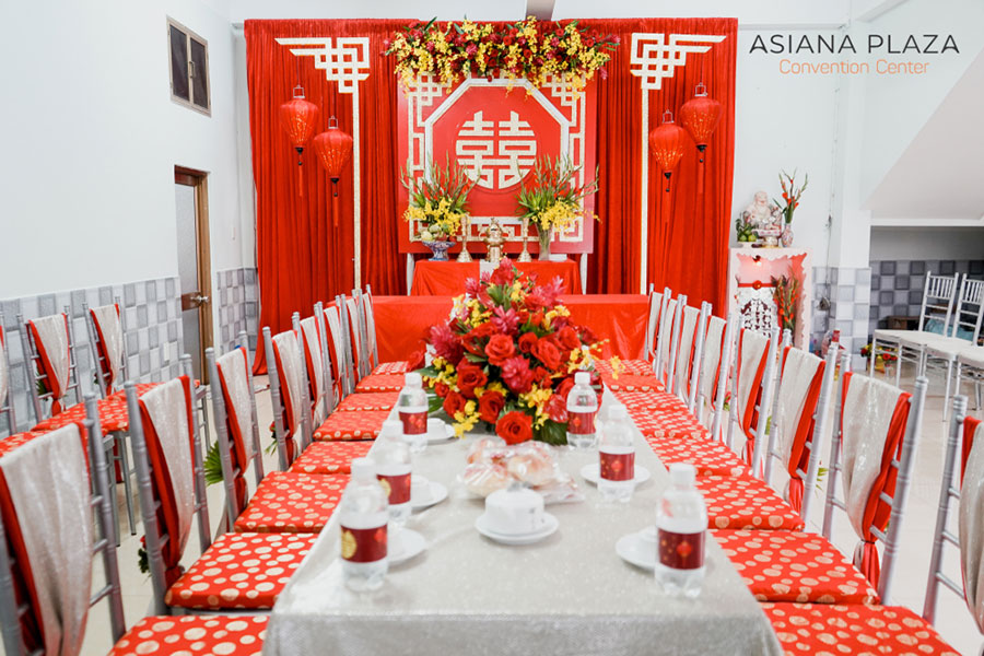trang trí trong nhà để chuẩn bị đám cưới