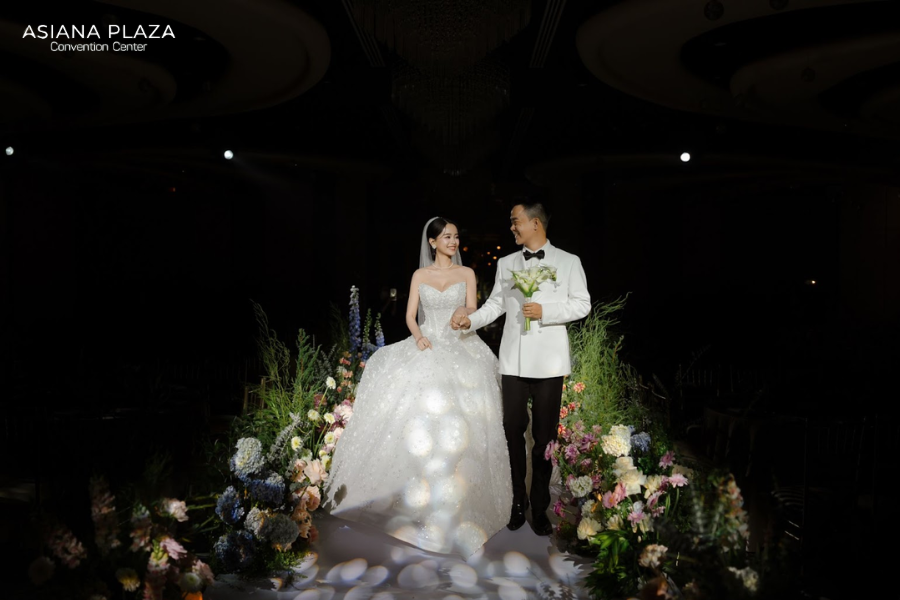 Nhà trai đón dâu trang trọng