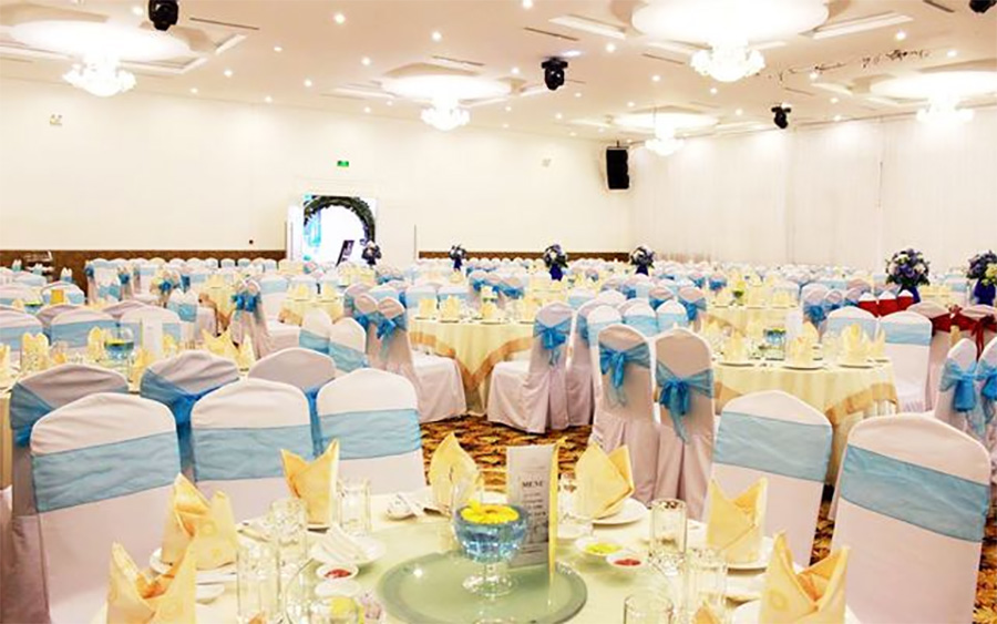 Đặt tiệc thôi nôi ở đâu