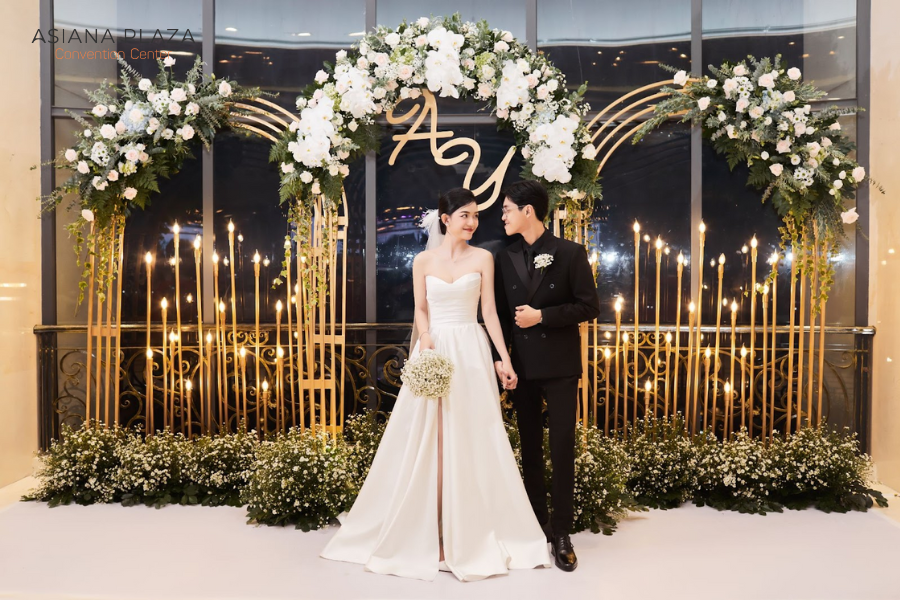 Xác nhận kỹ lưỡng tại tiệc cưới