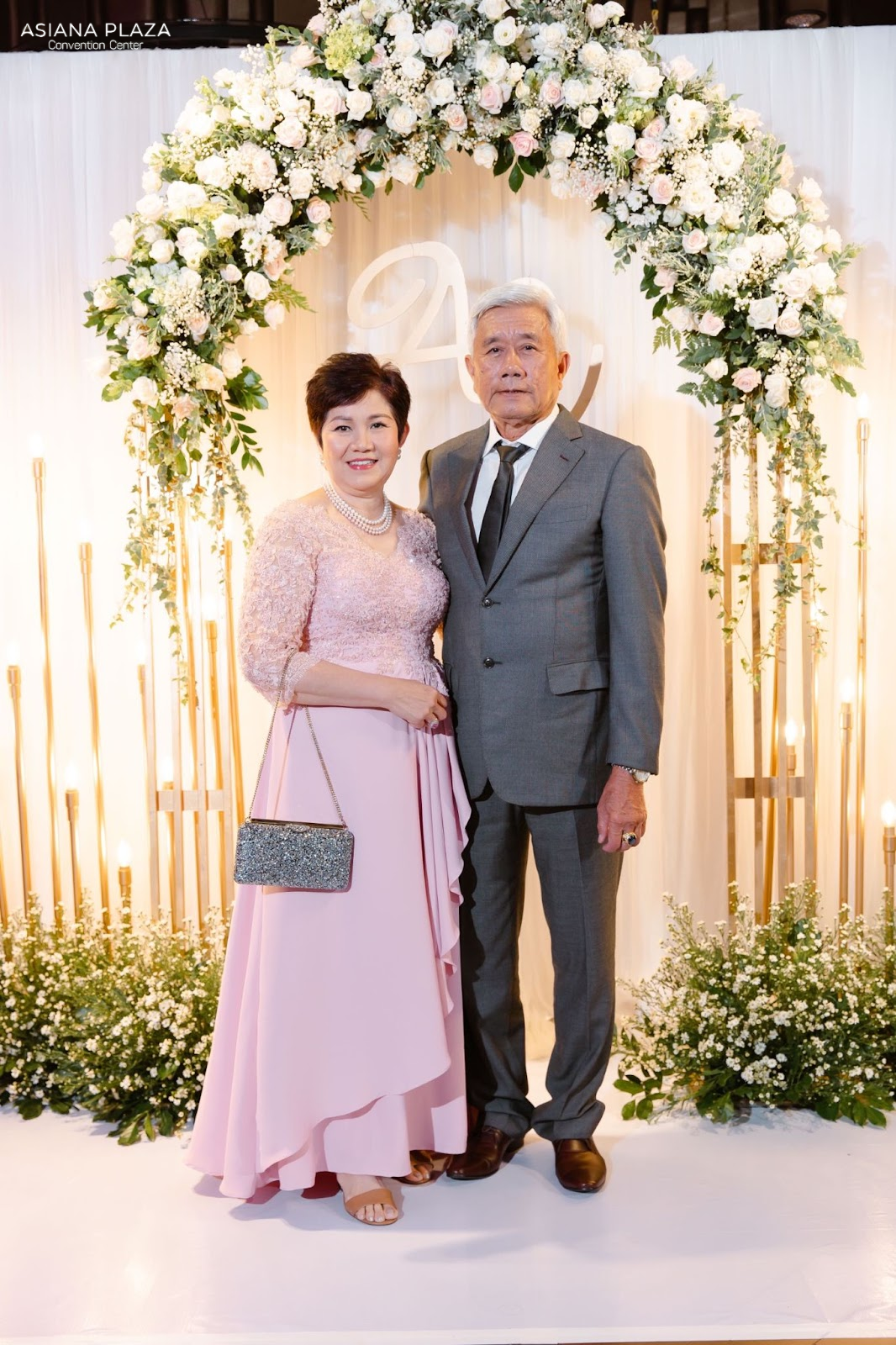 Chụp ảnh cưới để kỷ niệm
