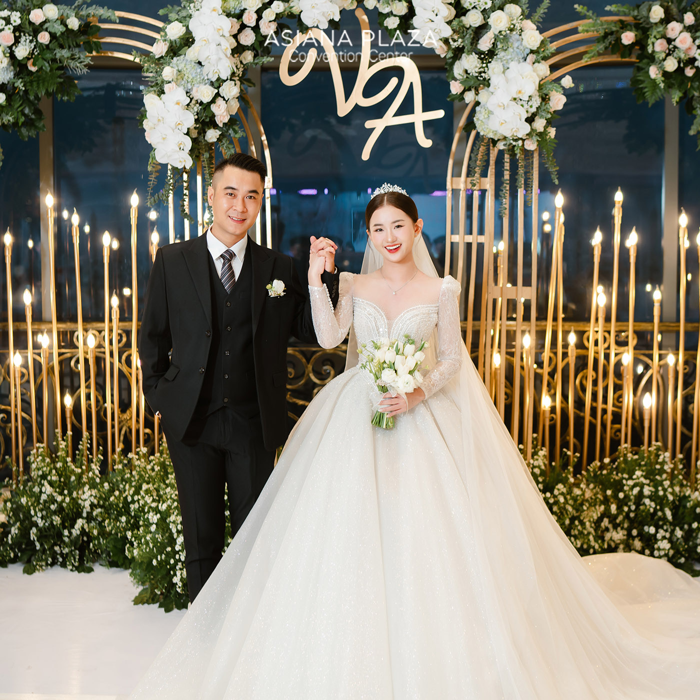 Cột mốc kỷ niệm cưới