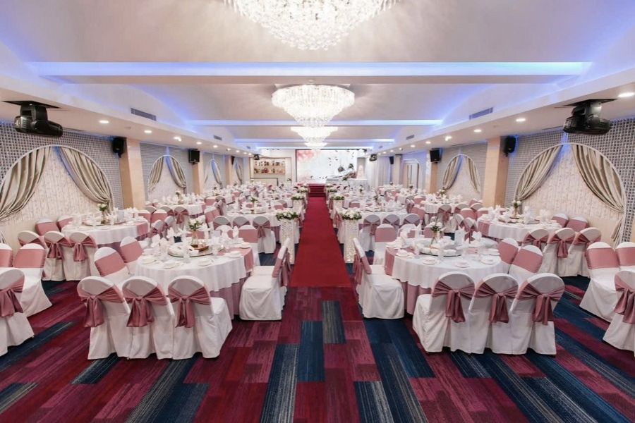 dia diem to chuc tiec cuoi hcm