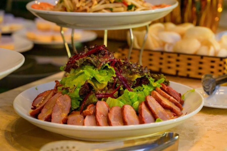 Bàn tiệc cưới tại The Mansion Saigon