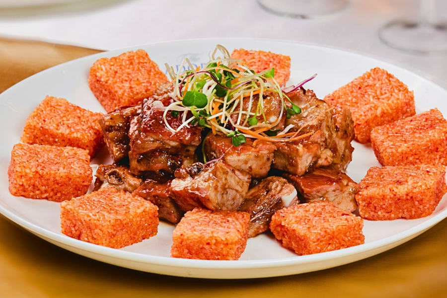 Bàn tiệc cưới tại Adora Grandview