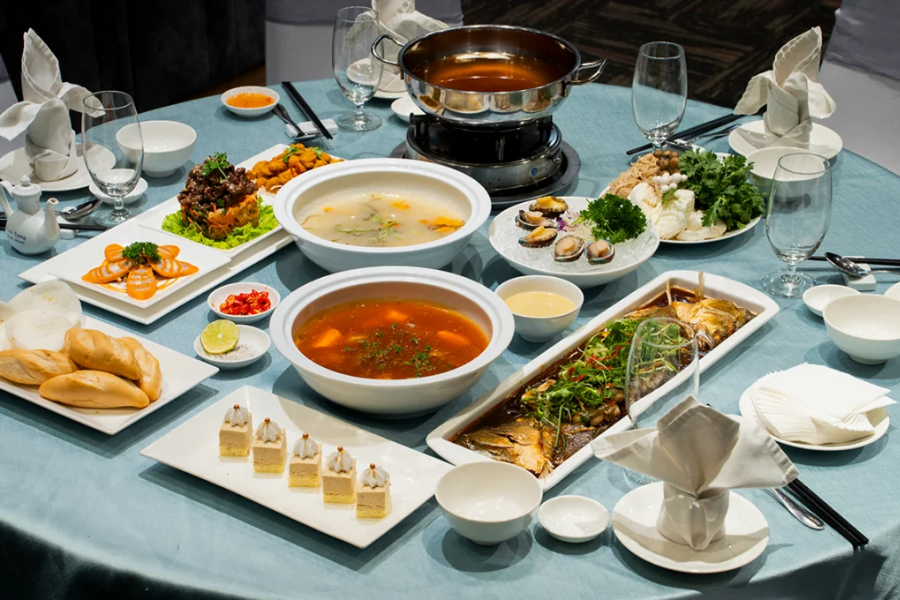 Bàn tiệc cưới tại Én Restaurant