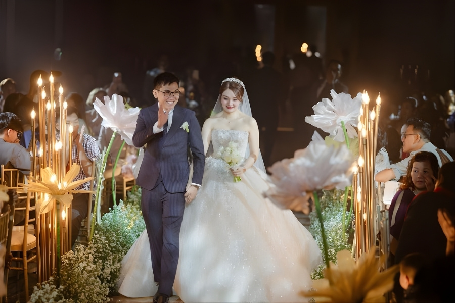 caption ảnh cưới kỷ niệm