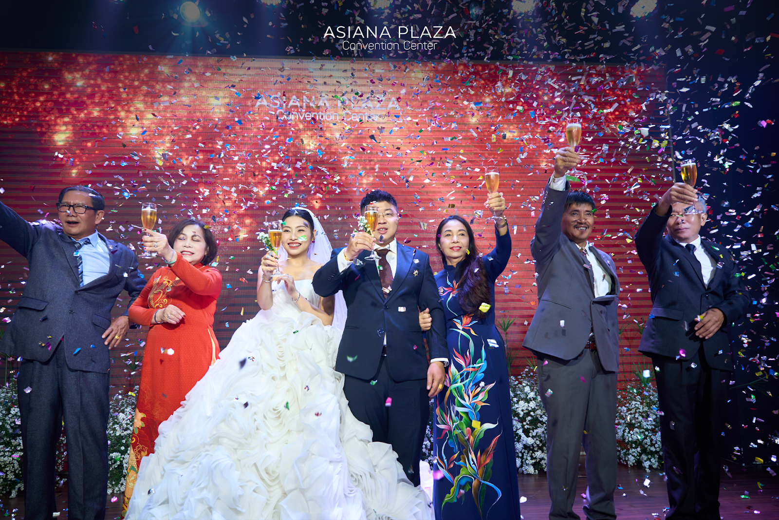 status cảm ơn đám cưới