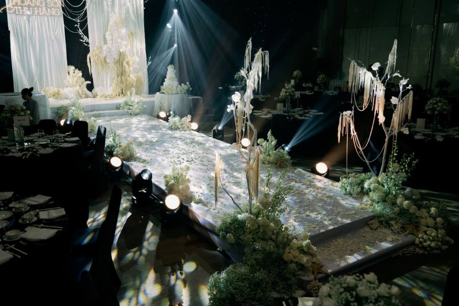 Thiết kế tiệc cưới theo kỷ niệm