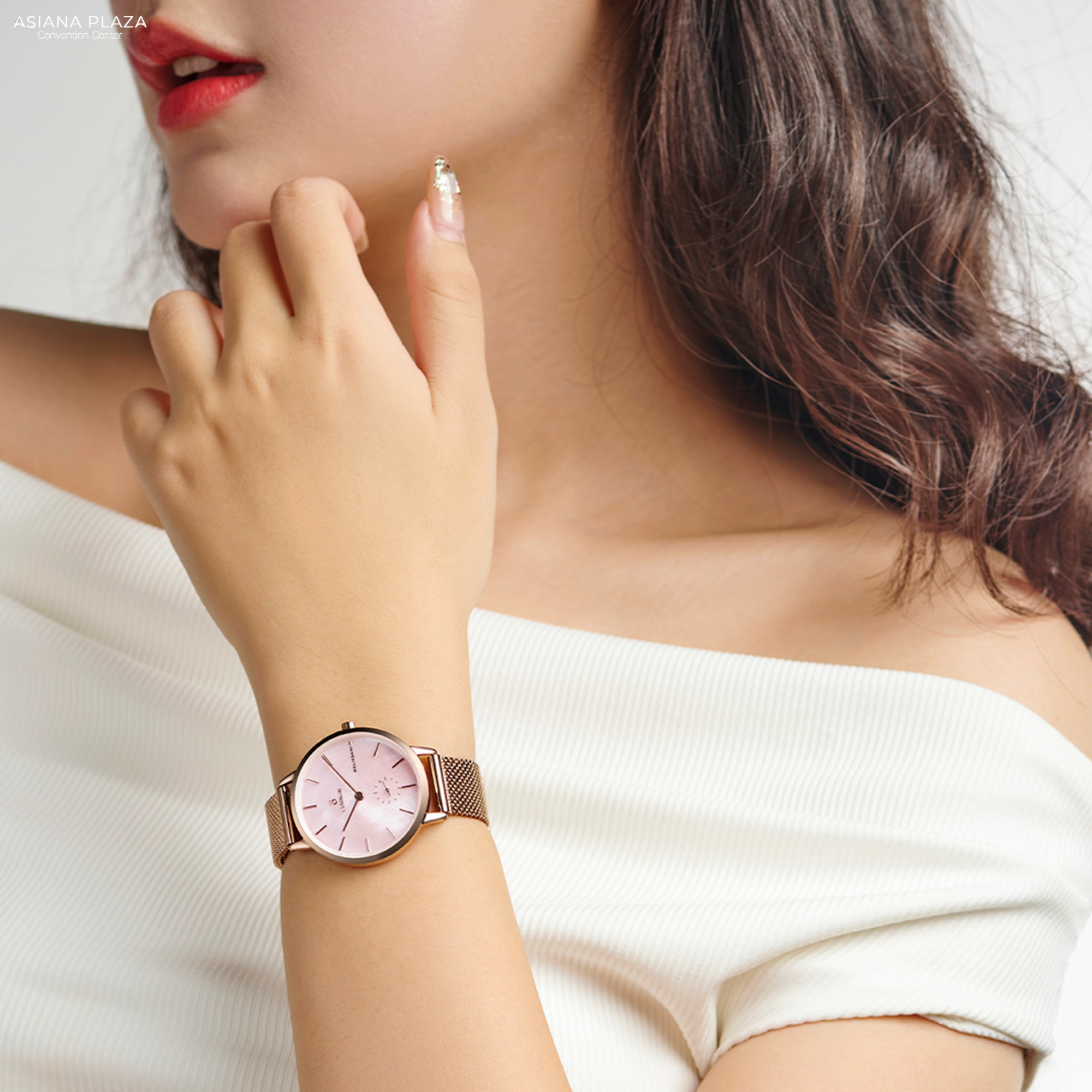 Đồng hồ tặng người yêu