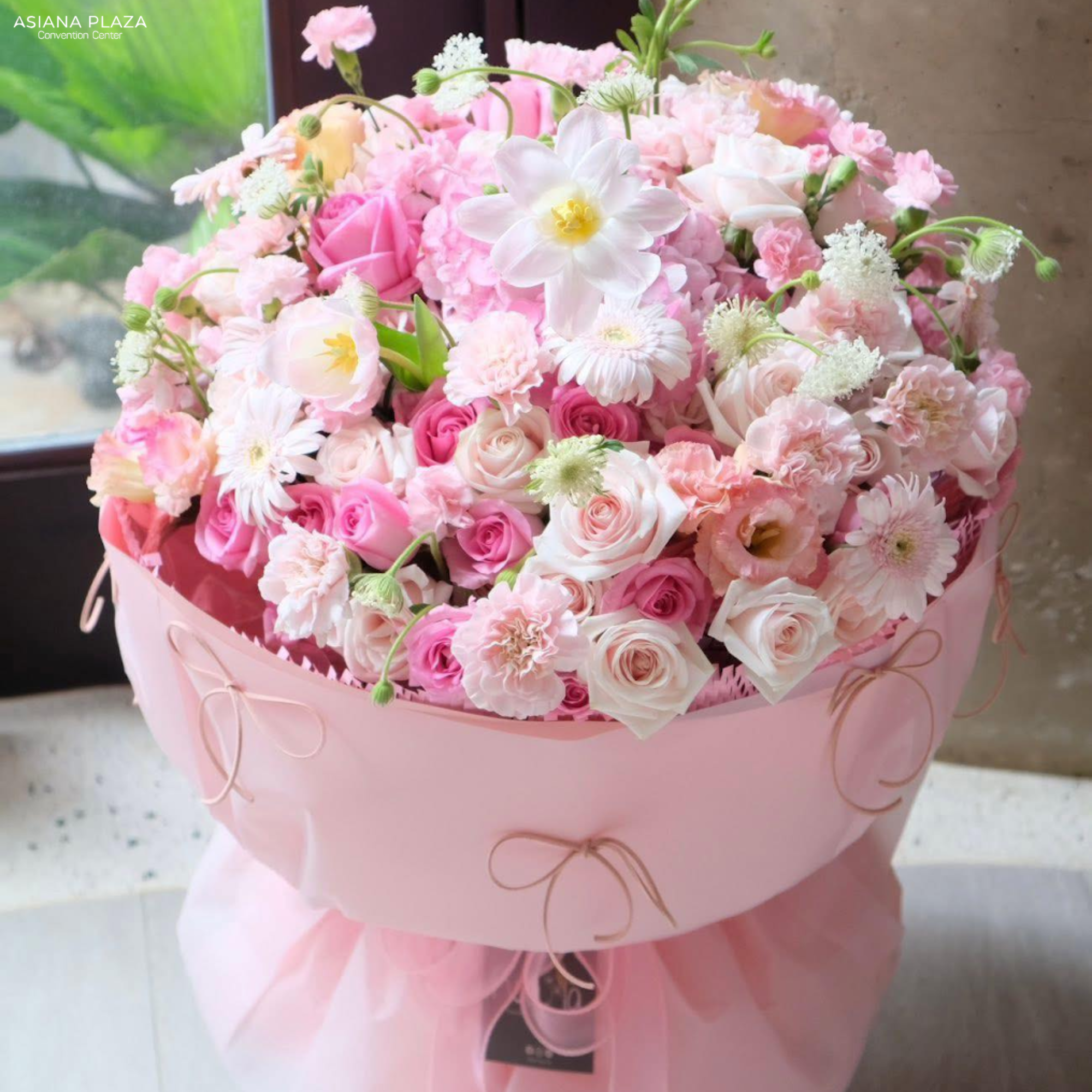 Bó hoa tặng bạn gái
