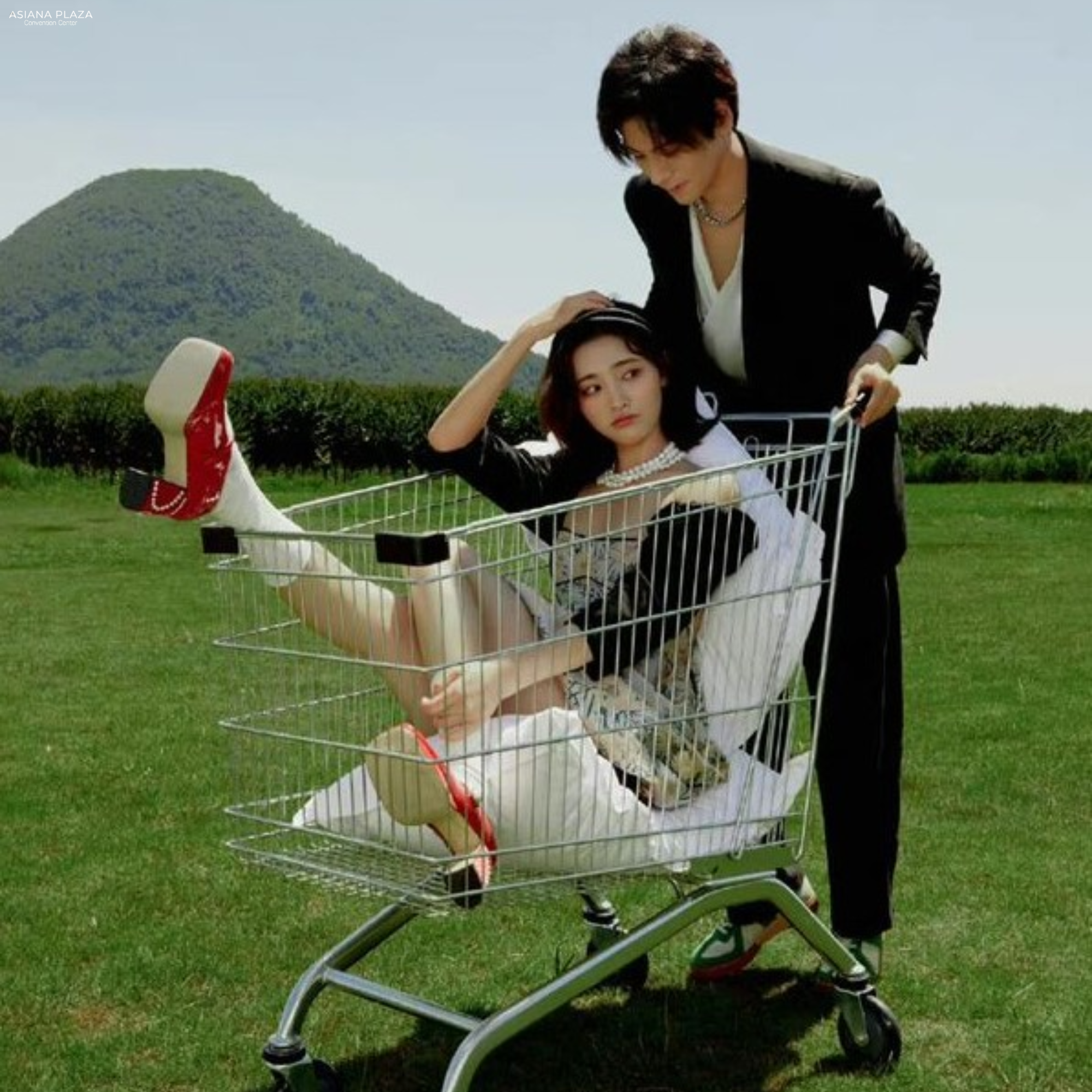 Thơ tình mùa hạ đầy hoài niệm