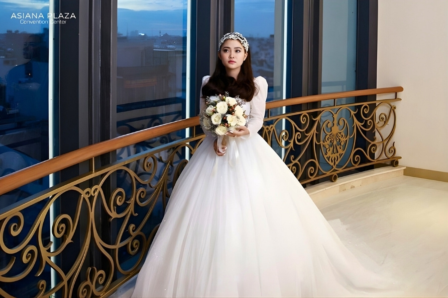 Tổ chức cưới tránh năm kim lâu