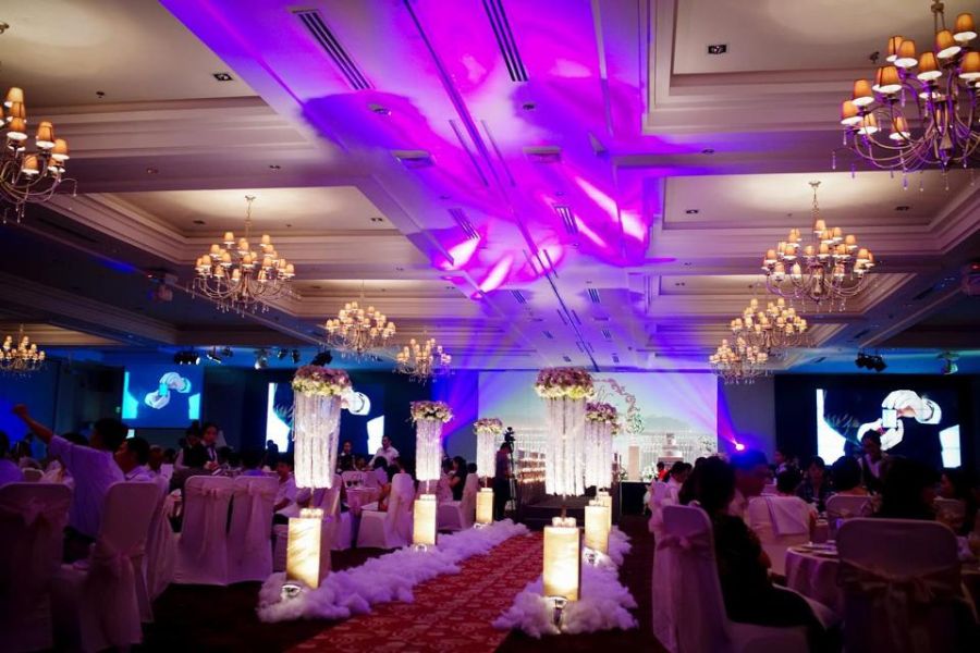 Quy mô tiệc lớn