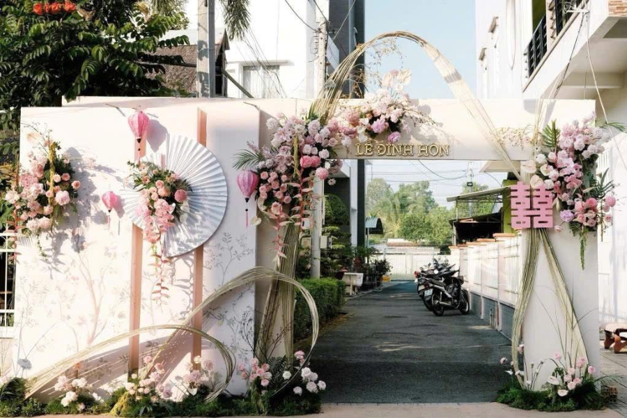 Mẫu cổng hoa cưới 4