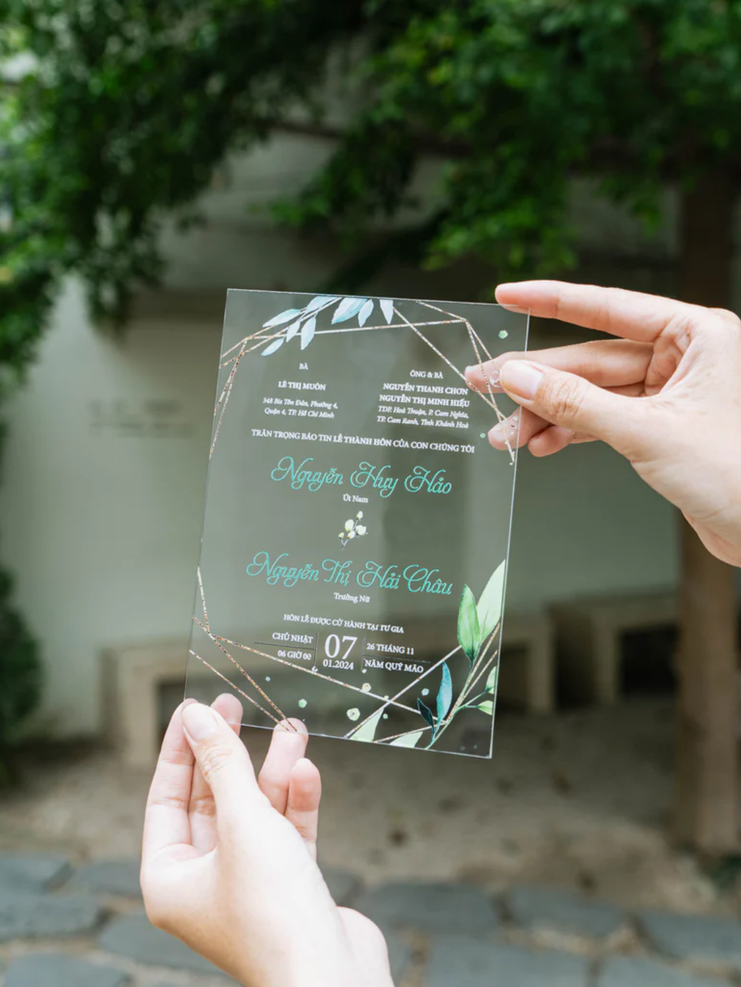 mẫu thiệp cưới mica