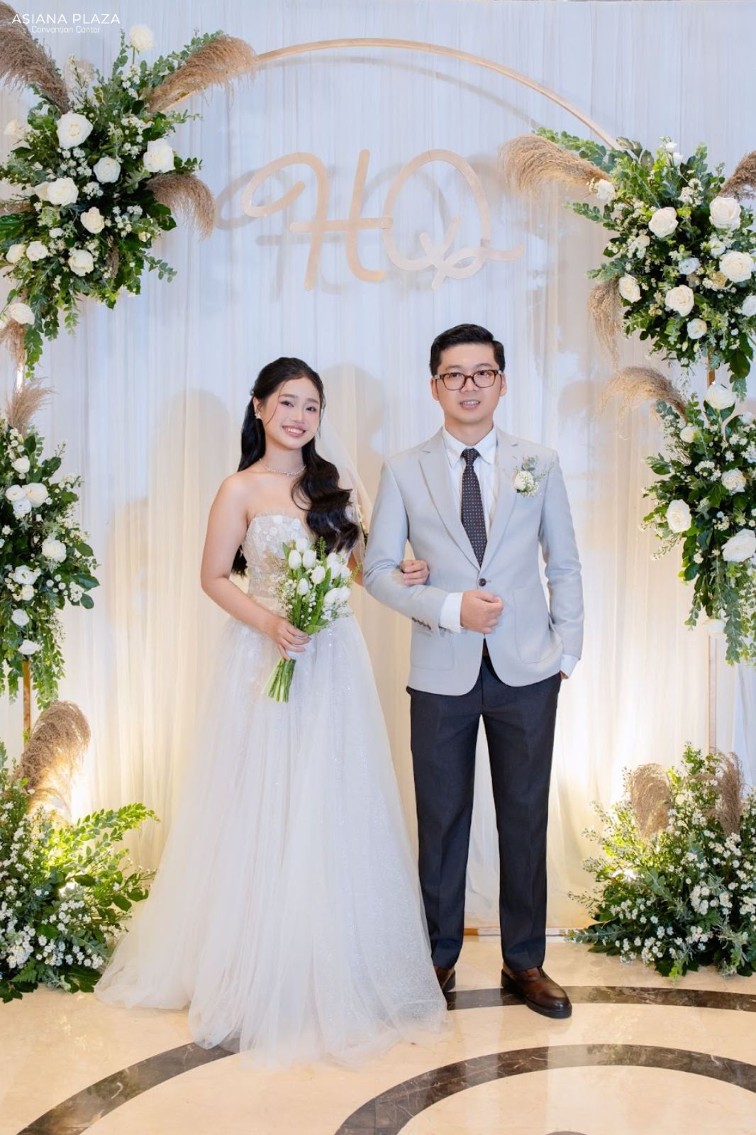 Album ảnh cưới kỷ niệm