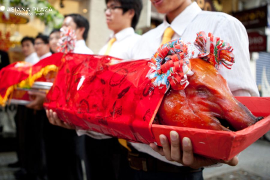 Mâm heo quay cưới hỏi