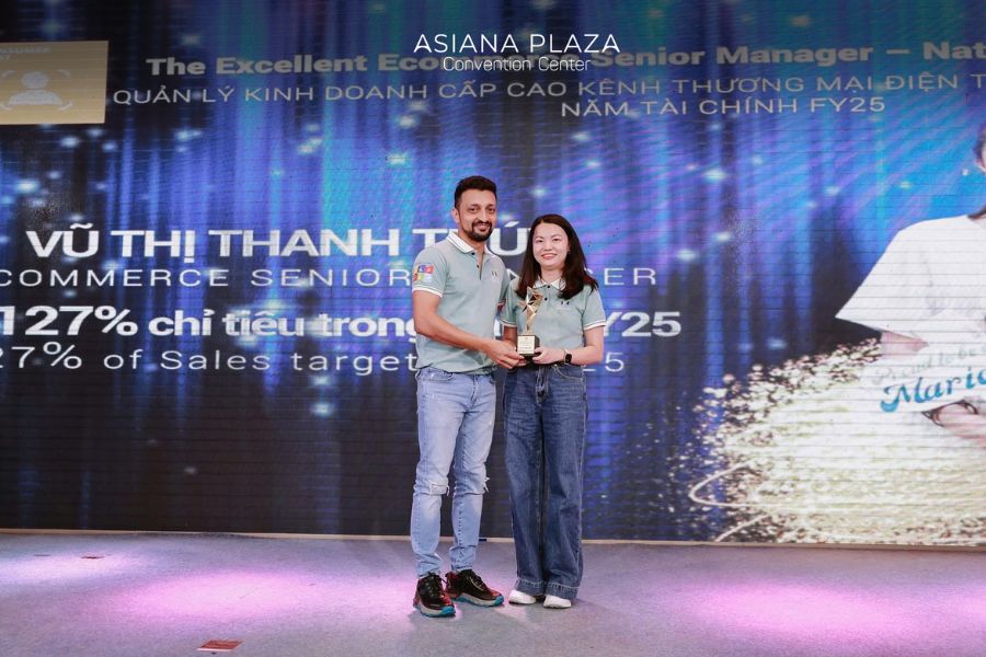 mẫu phát biểu vui cuối năm