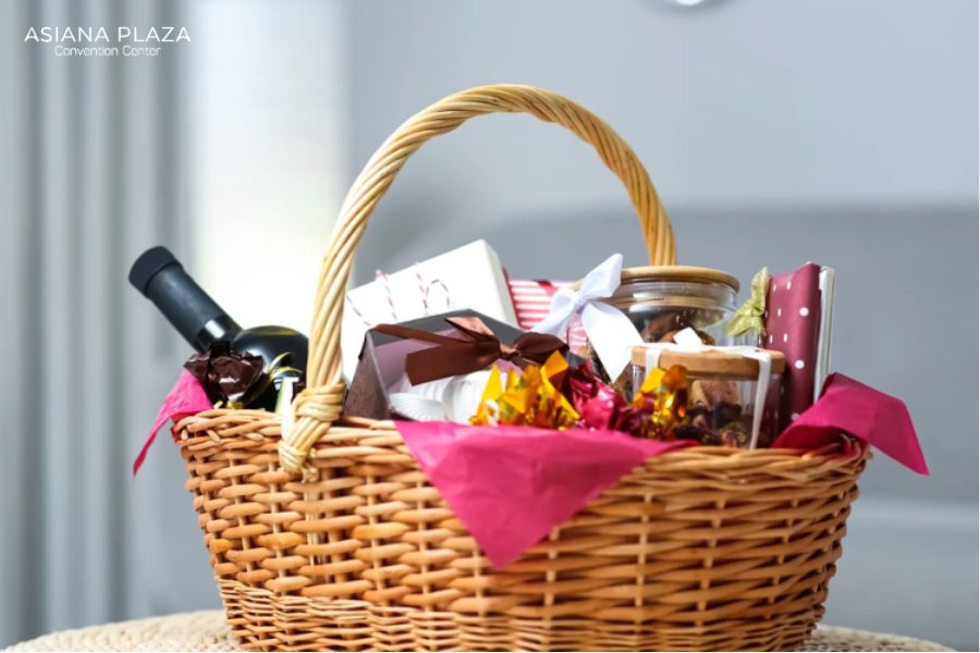 Giỏ quà lễ lại mặt sau cưới