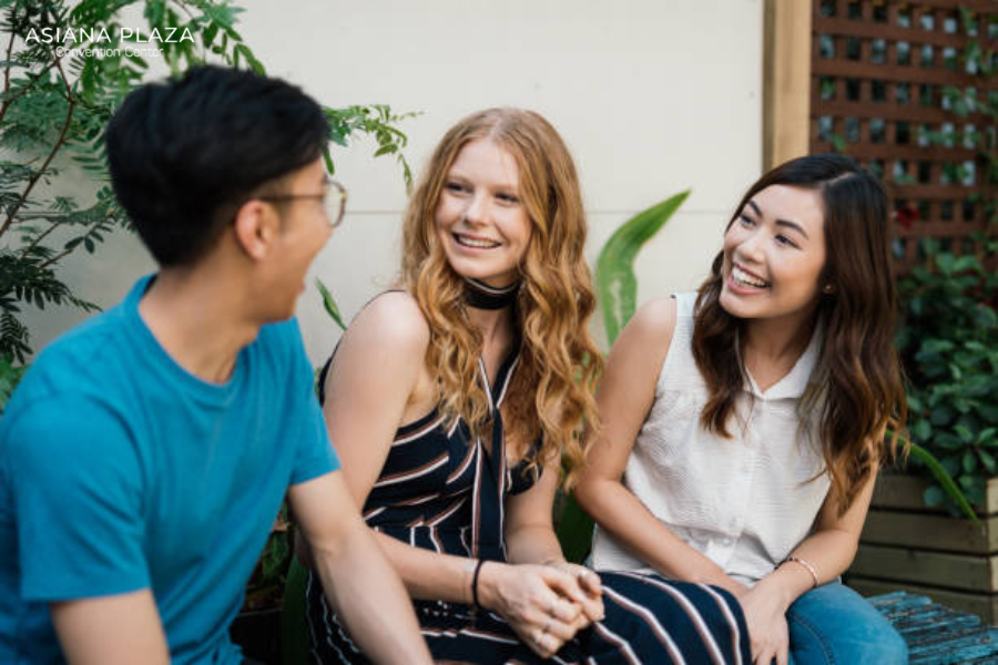 Stt cà khịa chị em