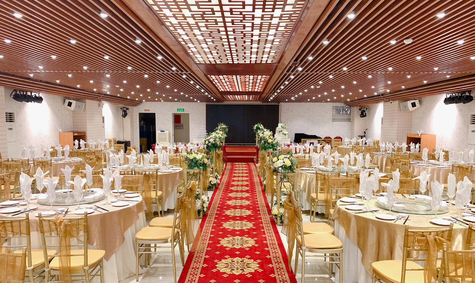Sảnh tiệc cưới truyền thống Emerald