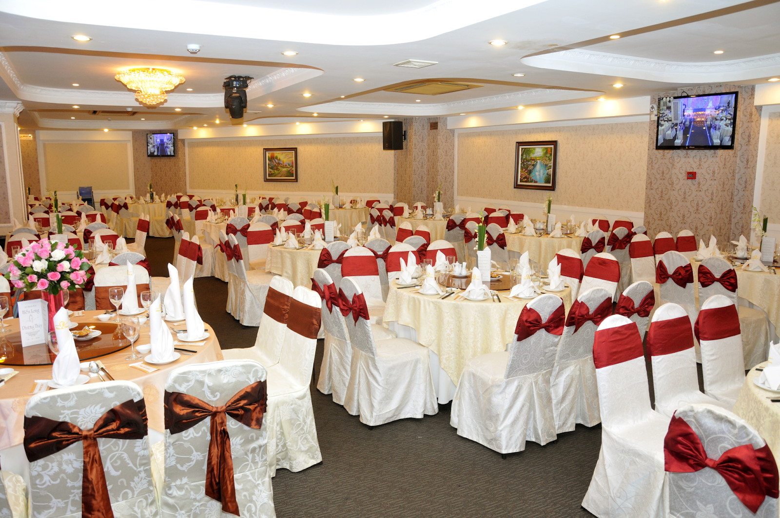 sảnh tiệc Phúc An Khang quận 1