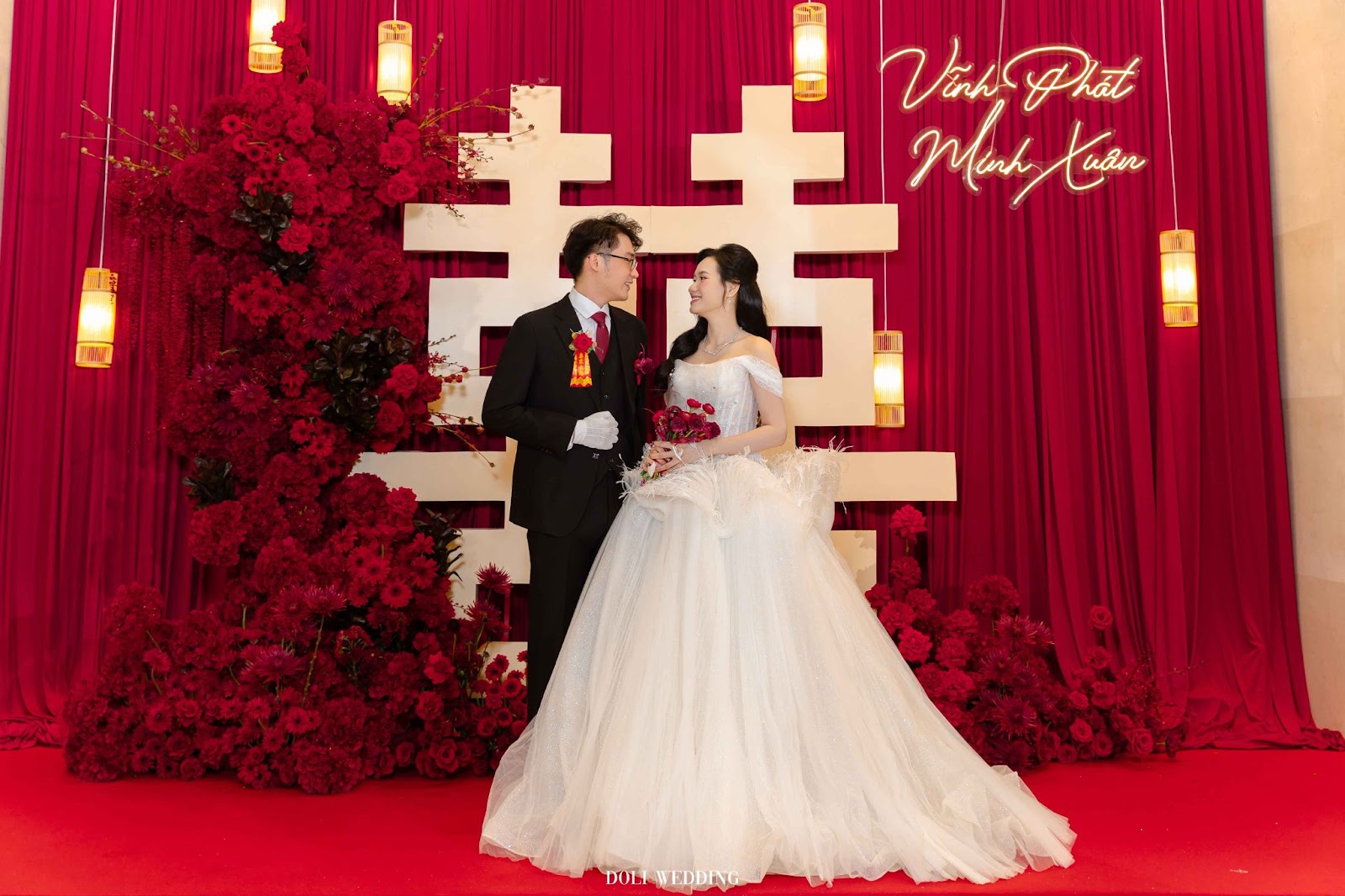 trang trí sảnh tiệc cưới