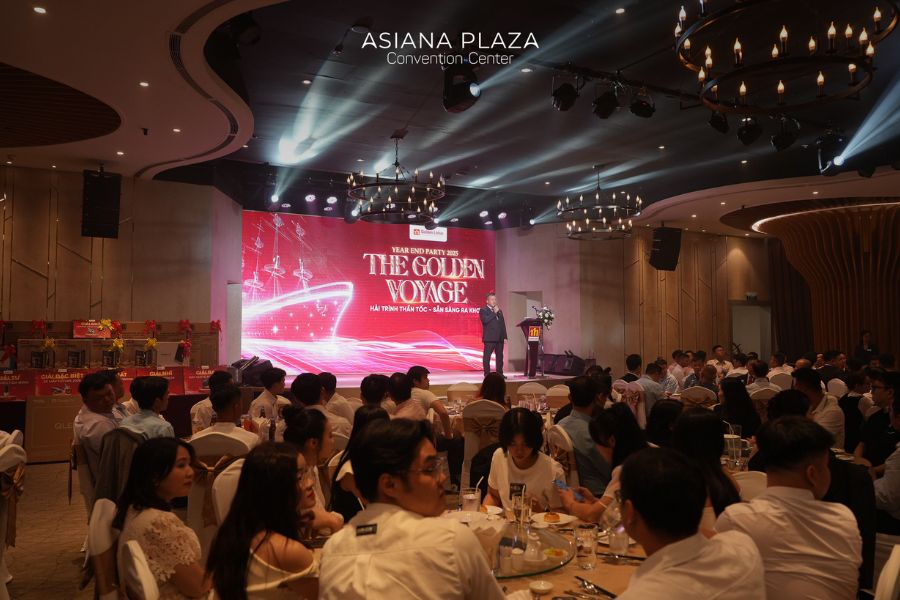 Khen thưởng nhân viên xuất sắc