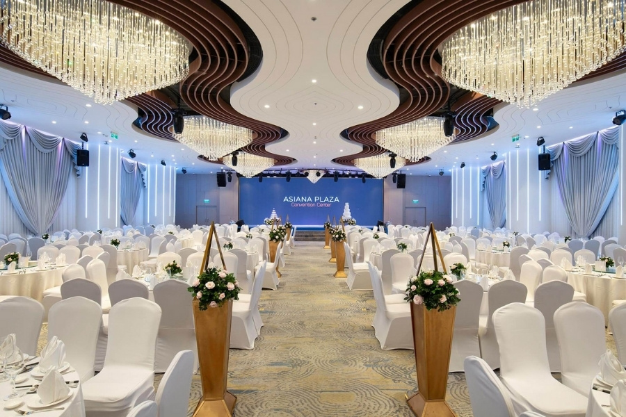 Sảnh tiệc Asiana Plaza lộng lẫy