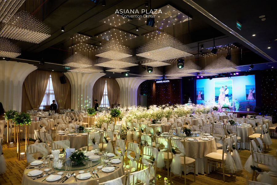 Bố trí tiệc cưới xu hướng 2026