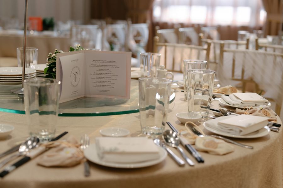 Menu nhà hàng tiệc cưới cao cấp