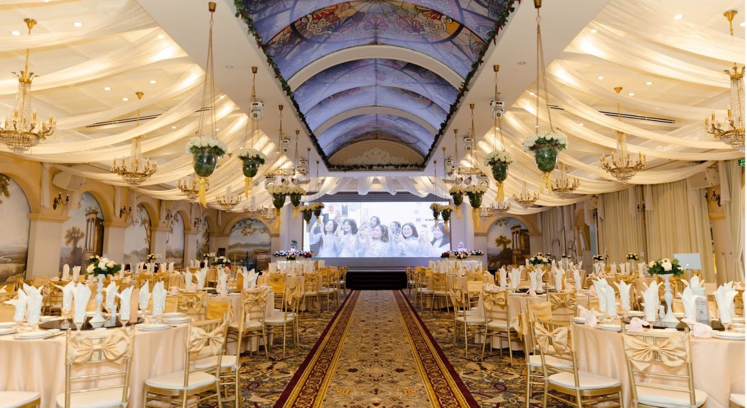  Hành trình cưới đa quốc gia