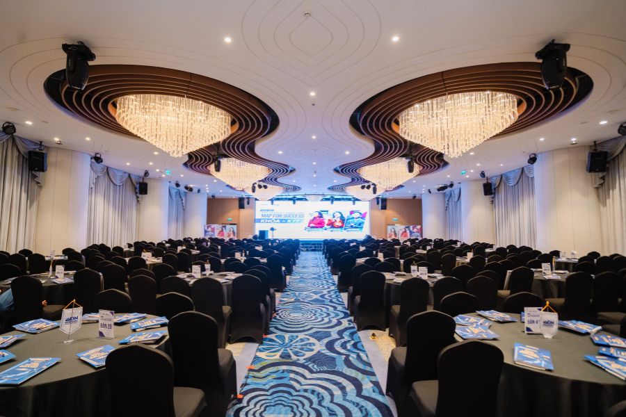 Review về tiệc công ty Asiana Plaza