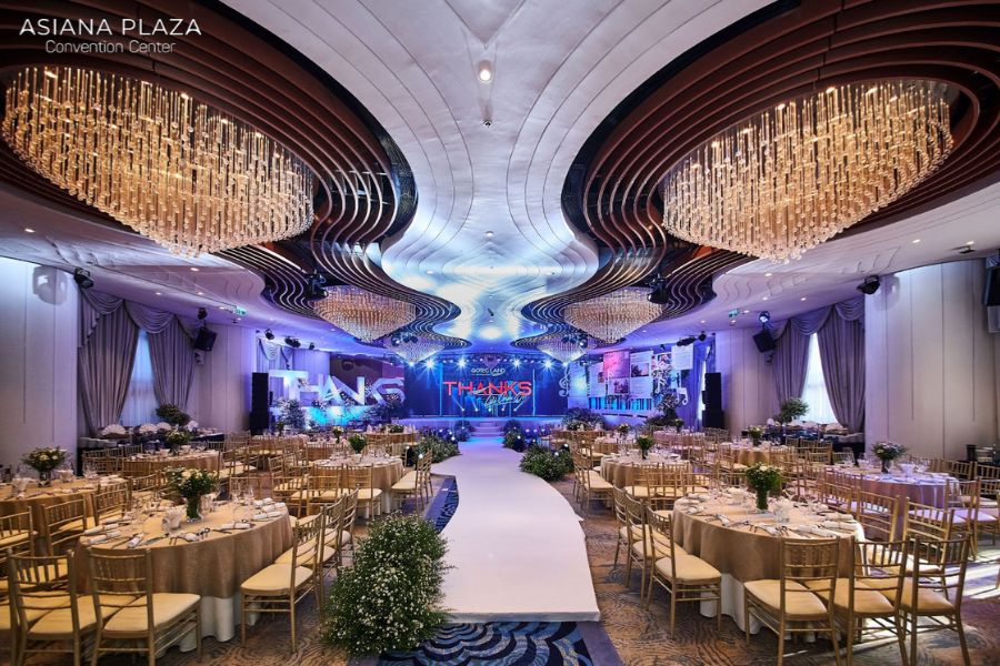 Review thật tiệc công ty Asiana Plaza