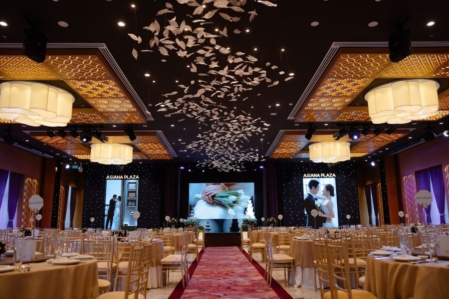 Tổ chức cưới theo mùa