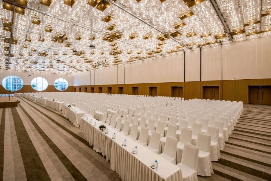 White Palace tổ chức hội thảo