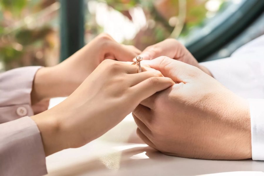 Cầu hôn lãng mạn ngọt ngào