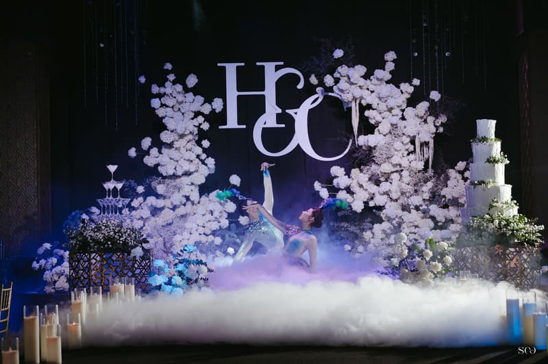 Tiết mục mở màn đặc sắc giúp tạo nên khởi đầu ấn tượng cho ngày trọng đại