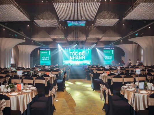 Top 11 nhà hàng tất niên Quận 10 phù hợp tiệc công ty