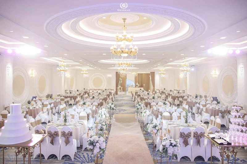 Gold Palace mang vẻ đẹp châu Âu tân cổ điển, trang trọng. Nguồn ảnh: Internet