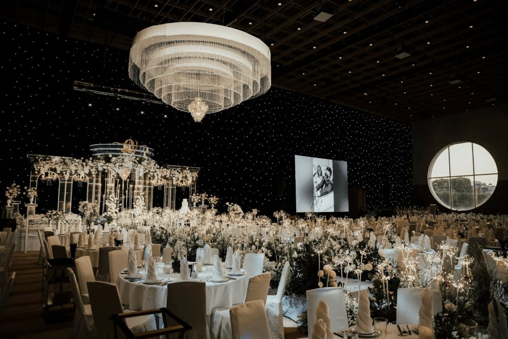 White Palace nổi bật với không gian rộng, trần cao và linh hoạt cho nhiều concept (Nguồn: Internet)