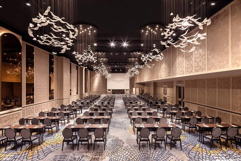 Sofitel Saigon Plaza có không gian 5 sao mang phong cách Pháp và hệ thống sảnh kết nối linh hoạt (Nguồn: Internet)
