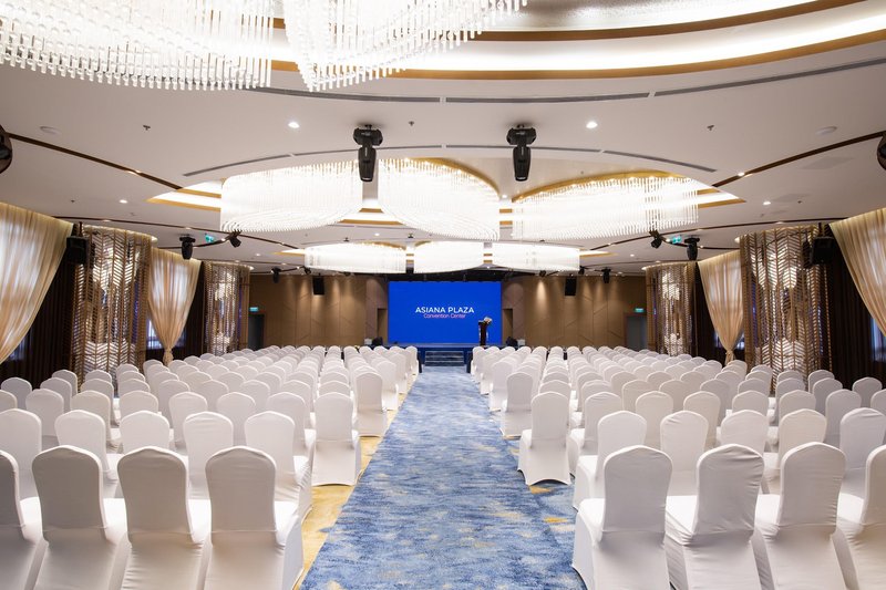 Hệ thống kỹ thuật có sẵn giúp venue đáp ứng tốt nhu cầu trình chiếu, giảm chi phí thuê và lắp đặt thiết bị ngoài